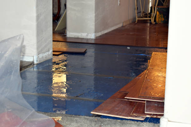 Professional Sewage Cleanup technician working in Strang, OK
